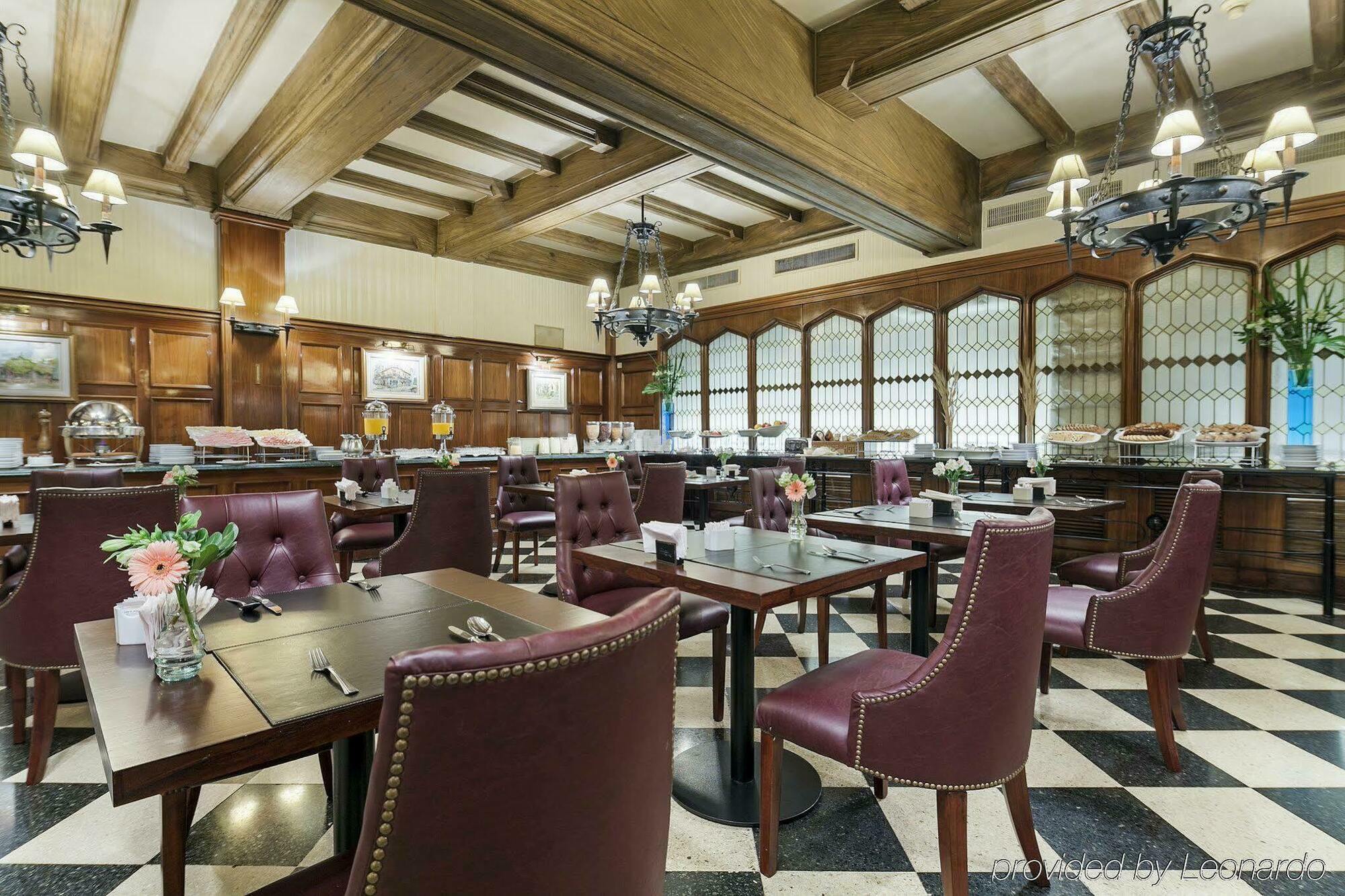 Claridge Hotel Buenos Aires Exterior foto The restaurant